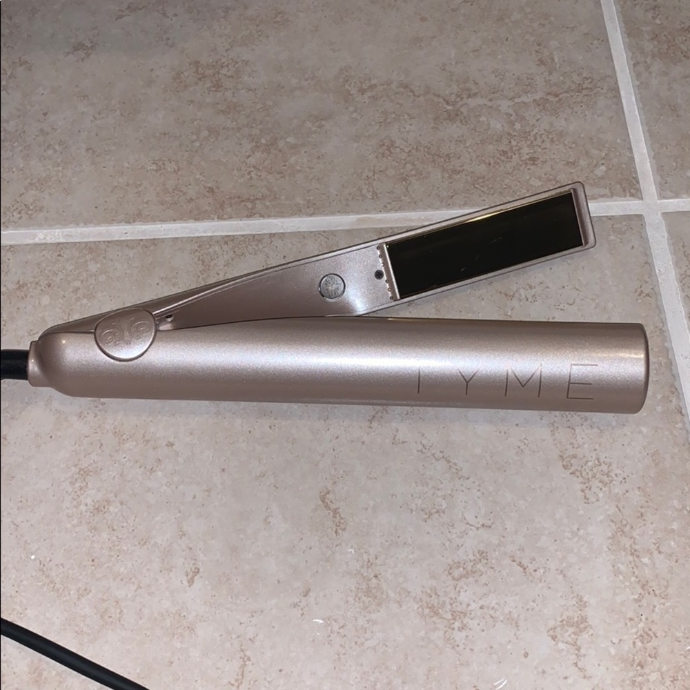 Tyme Iron excellent condition